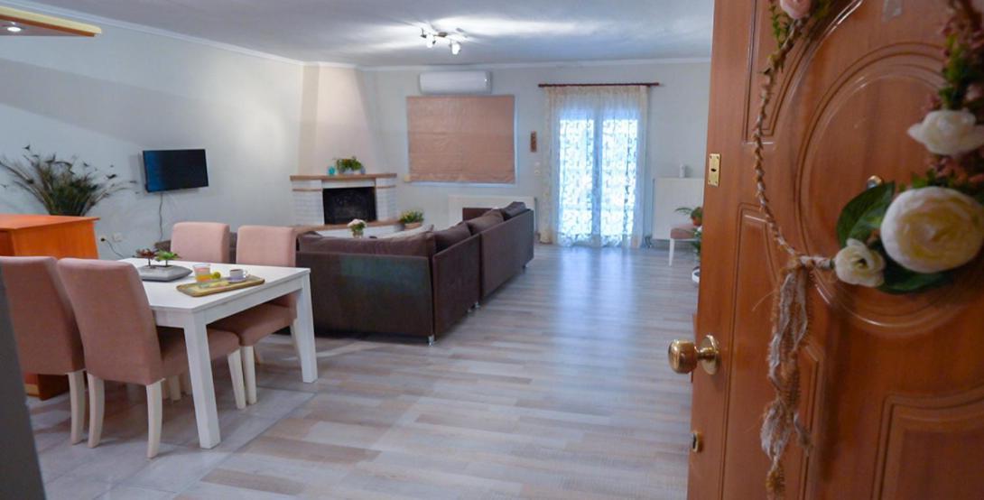 Thirtyfive Apartment Aridaía Екстериор снимка